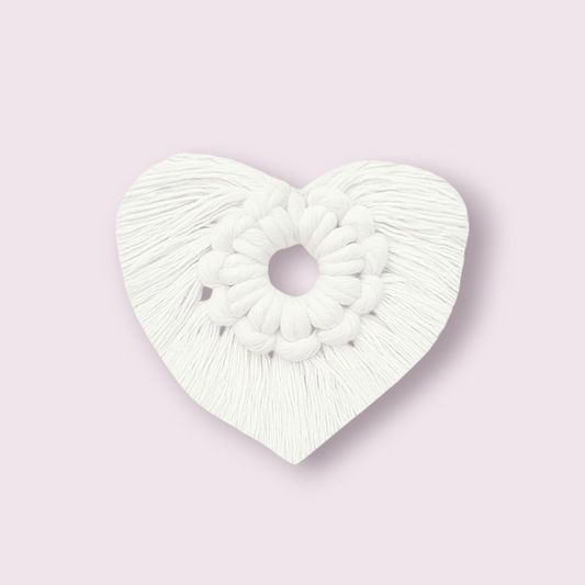 Ornament macramé Heart